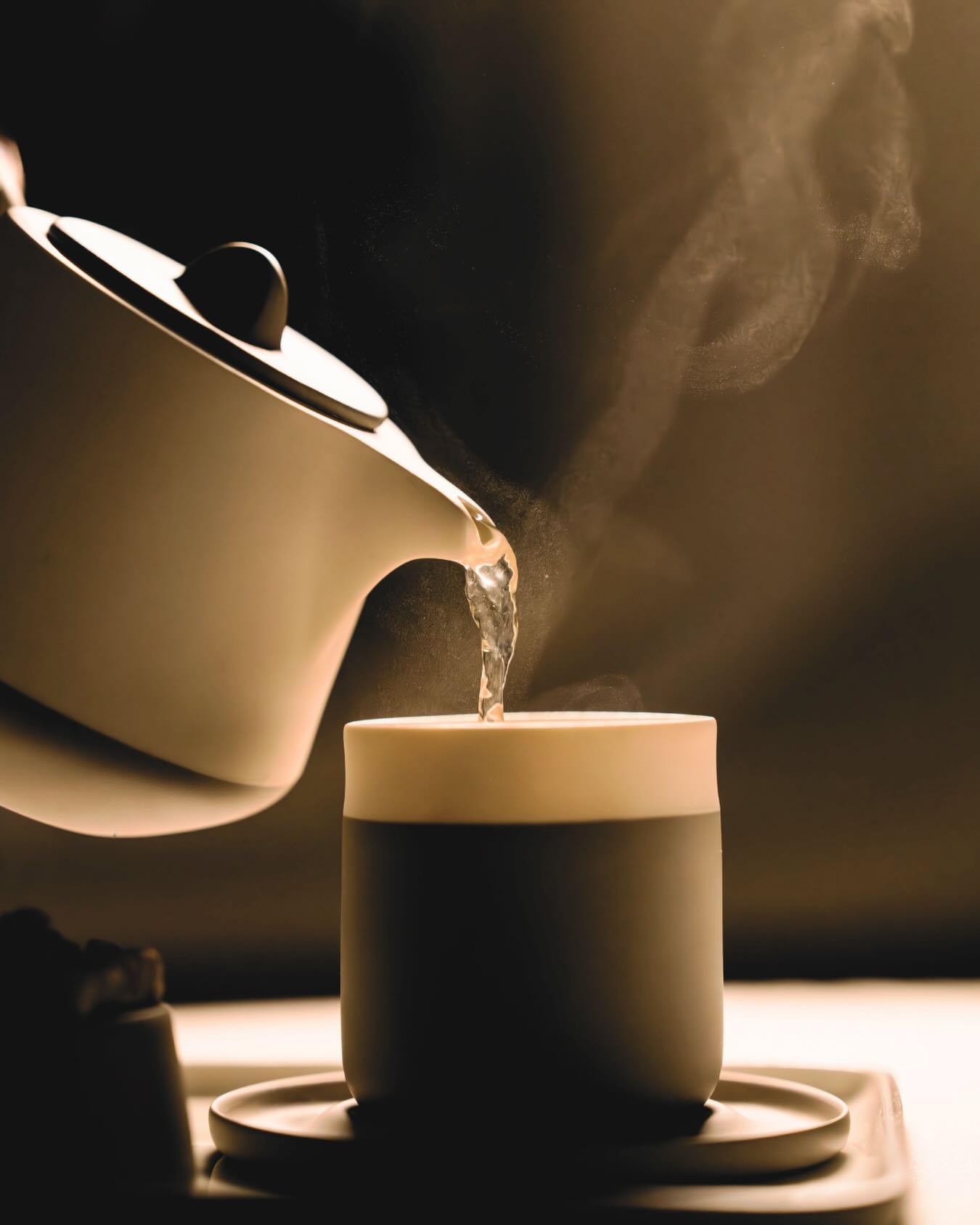 Sessizce eşlik eden sıcak bir dokunuş, deneyiminizin sonunda ruhunuza nazik bir iz bırakır.

A warm touch that quietly accompanies you, leaving a gentle trace on your soul at the end of your experience.

#TheSpiritOfElemnt #TheArtofHosting